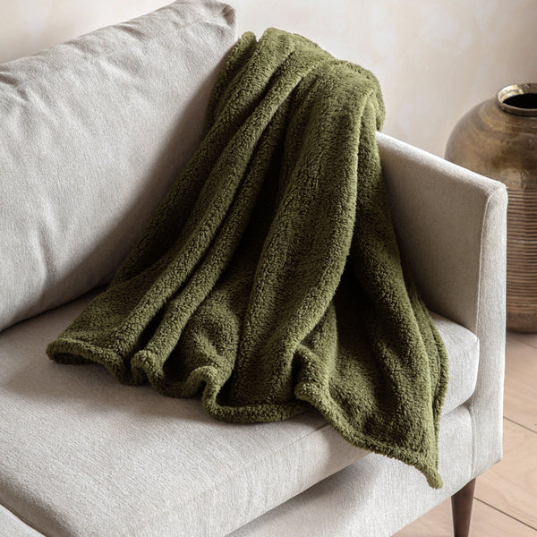 Kilburn & Scott Teddy Fleece Throw - Olive