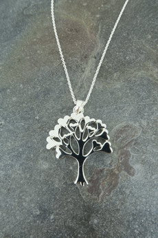 Heart Branch Tree of Life Pendant Necklace